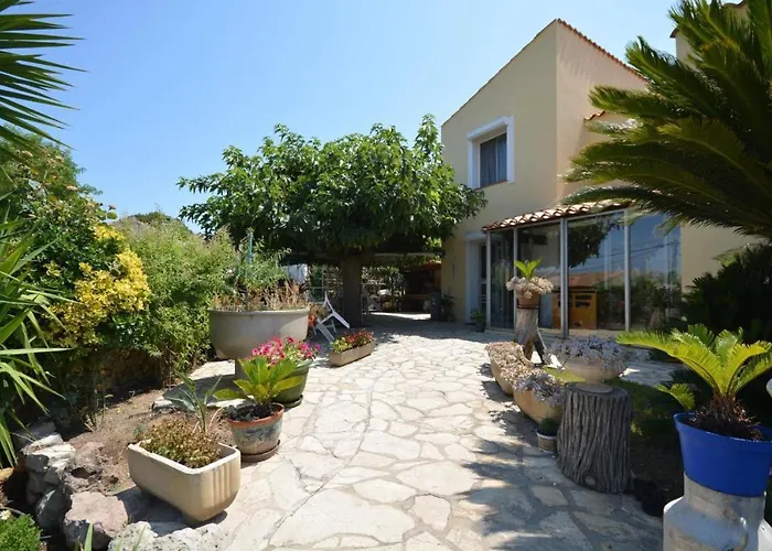 Villa Familiale A Sete